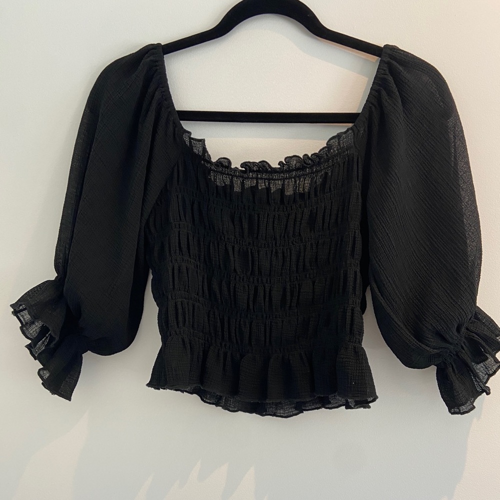 William B crop top